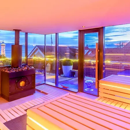 Yachthotel Helvetia Spa- Und Wellnessdomizil لينداو