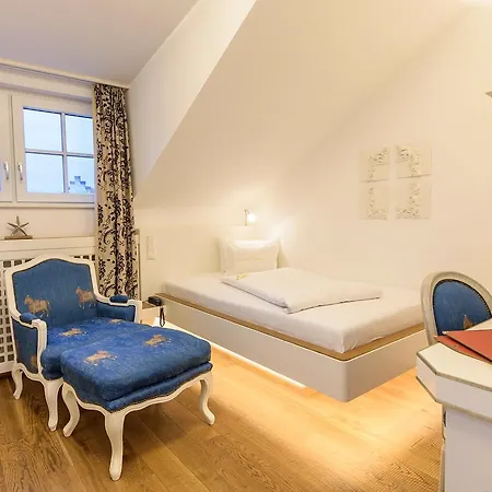 Yachthotel Helvetia Spa- Und Wellnessdomizil