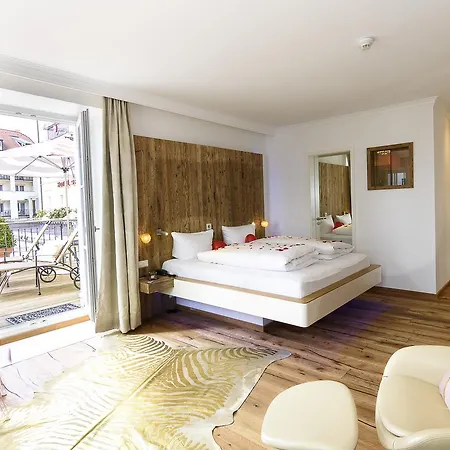 호텔 Yachthotel Helvetia Spa- Und Wellnessdomizil 린다우