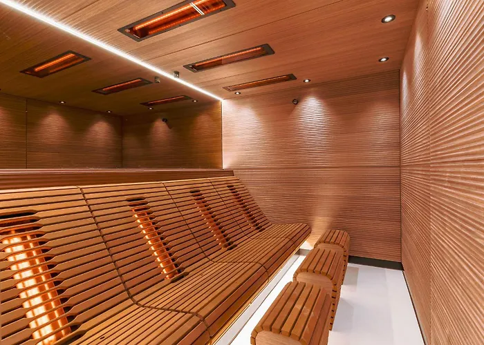 Yachthotel Helvetia Spa- Und Wellnessdomizil