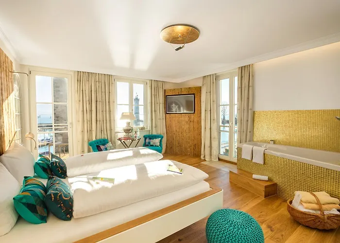 Yachthotel Helvetia Spa- Und Wellnessdomizil 4*