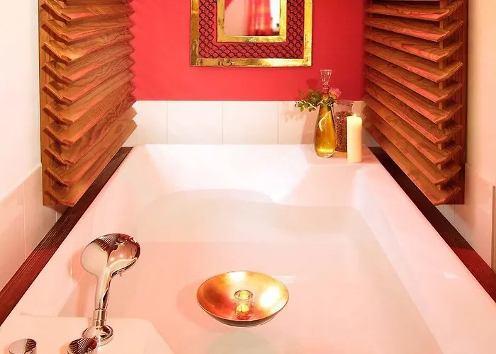 Yachthotel Helvetia Spa- Und Wellnessdomizil 4*