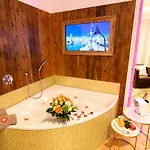 מלון Yachthotel Helvetia Spa- Und Wellnessdomizil