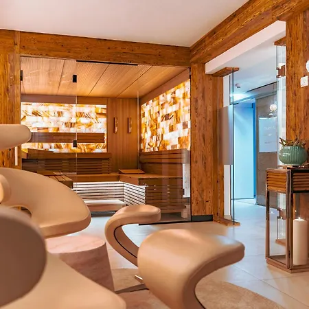 Yachthotel Helvetia Spa- Und Wellnessdomizil