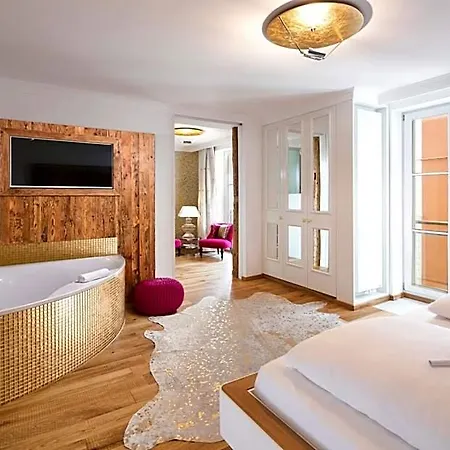Yachthotel Helvetia Spa- Und Wellnessdomizil 4*