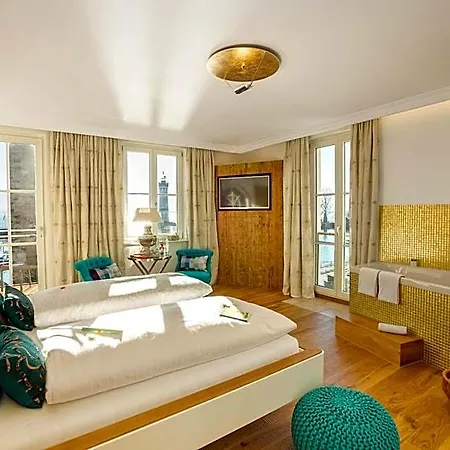 Yachthotel Helvetia Spa- Und Wellnessdomizil