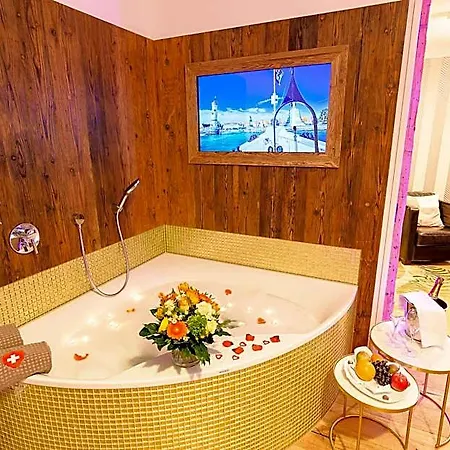 Yachthotel Helvetia Spa- Und Wellnessdomizil 린다우