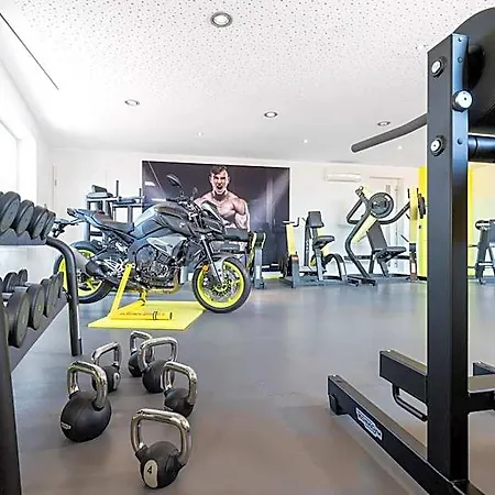 Yachthotel Helvetia Spa- Und Wellnessdomizil