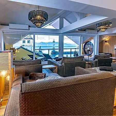Отель Yachthotel Helvetia Spa- Und Wellnessdomizil Линдау