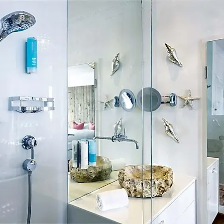 ホテル Yachthotel Helvetia Spa- Und Wellnessdomizil 4*