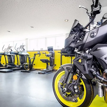 Yachthotel Helvetia Spa- Und Wellnessdomizil 4*